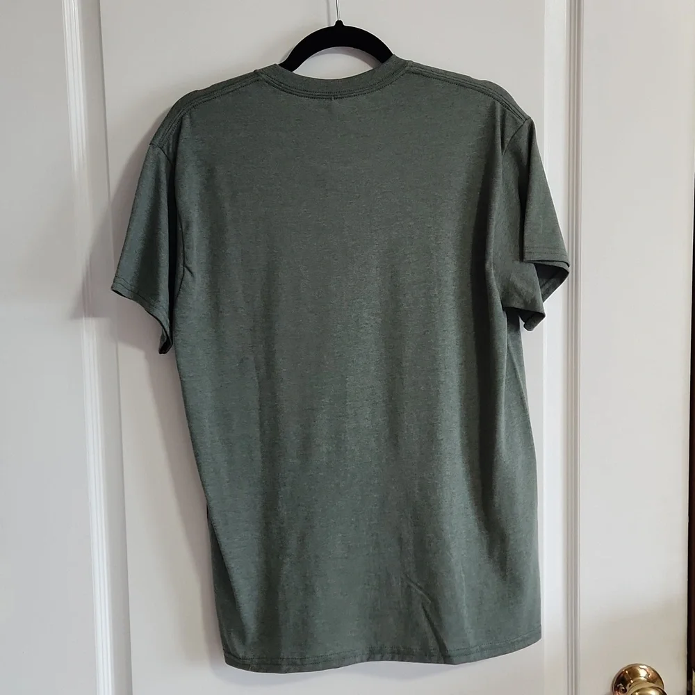 NWOT New York Adirondacks Moose Tee, Small - Picture 3 of 5
